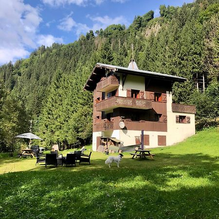 Chalet en pleine nature avec 2 appartements pour 6 ou 8 qui peuvent être réunis en 1 pour 14 personnes Saint-Gervais-les-Bains Extérieur photo